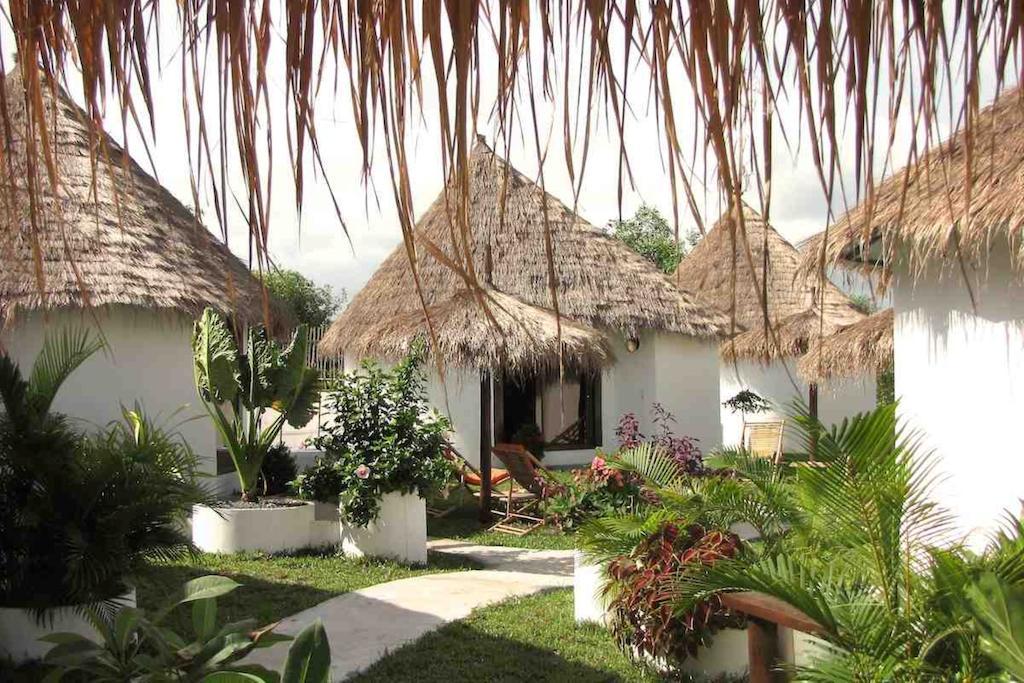 Penguin Pablo Bungalow Сиануквиль Экстерьер фото