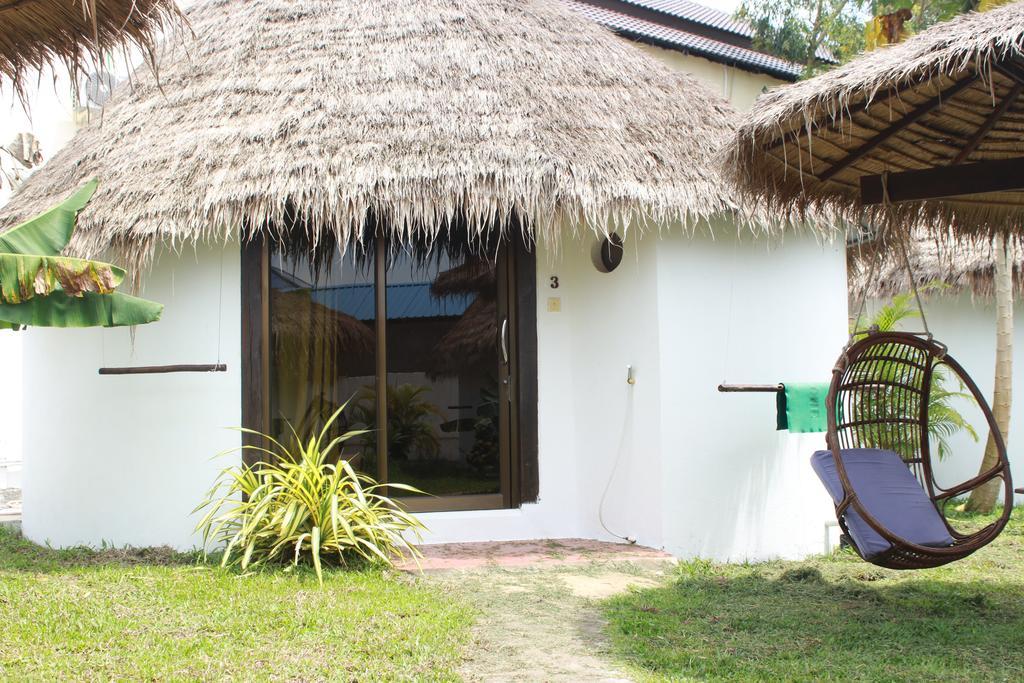 Penguin Pablo Bungalow Сиануквиль Экстерьер фото